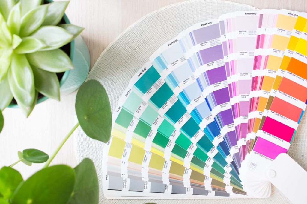 Les pantones pause moderne