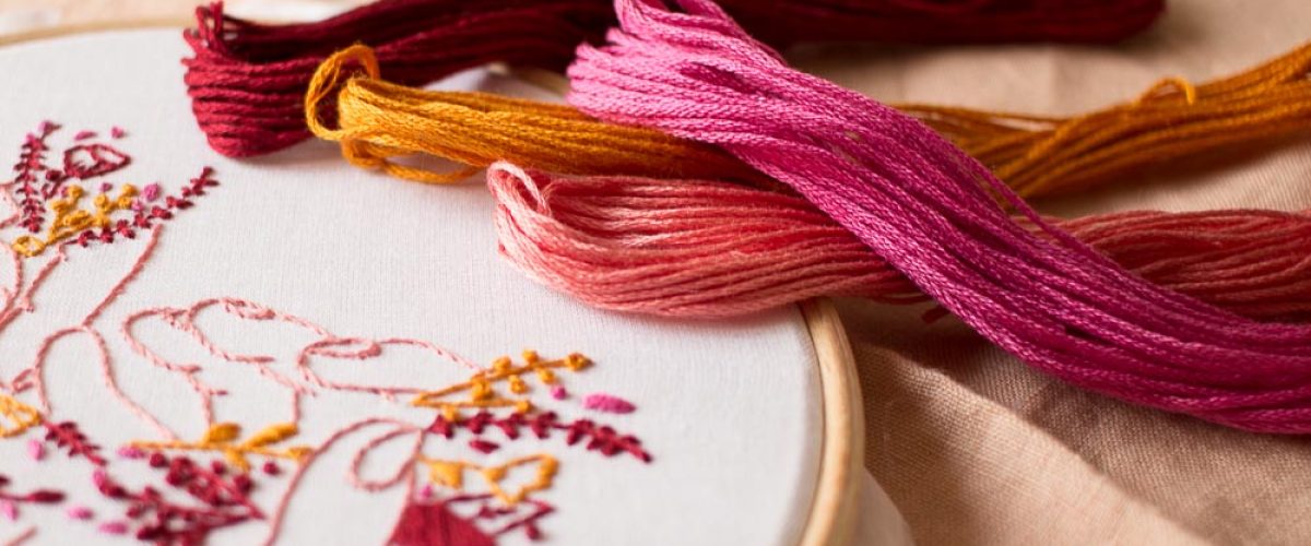 PAUSE MODERNE - KIT DE BRODERIE FAKE CAIRE DONT CAIRE - FEMININ_-14